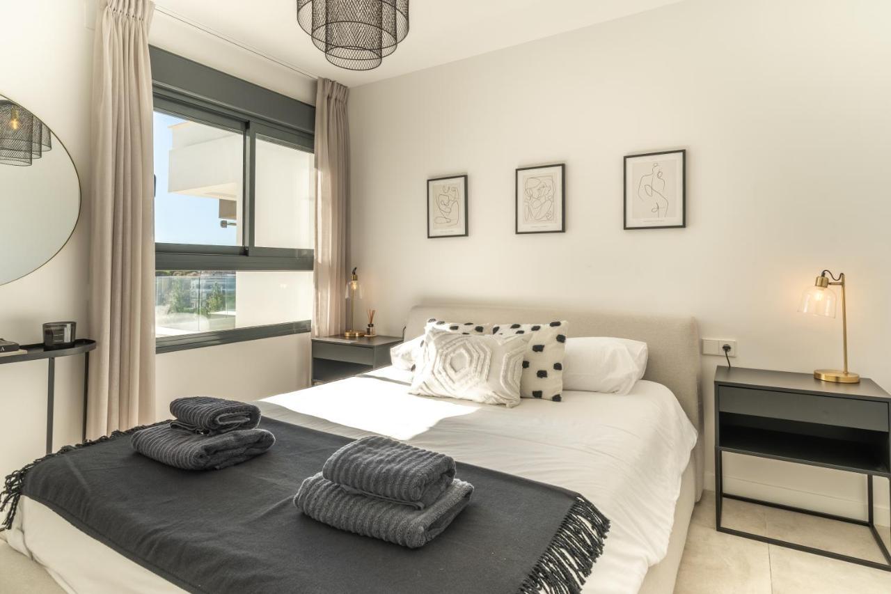 Апартаменты Ar 17 South Bay Эстепона Экстерьер фото